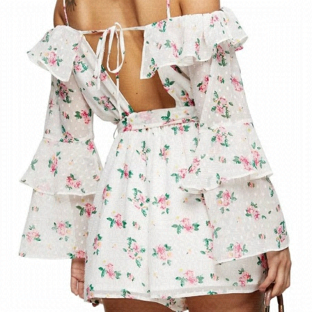 TOPSHOP Floral Cold Shoulder Long Sleeve Romper size 4